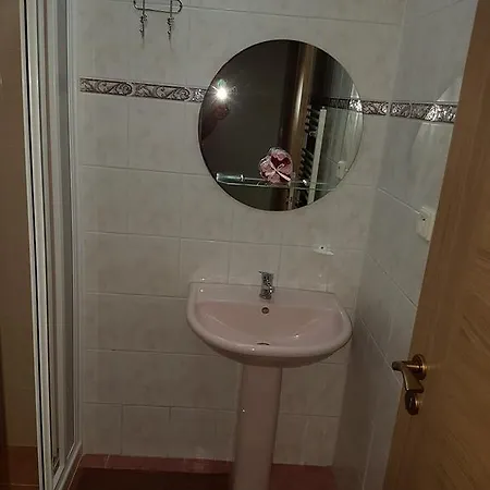 בית הארחה Maja